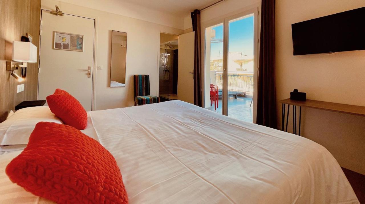 Hotel Courbet Juan-les-Pins Kültér fotó