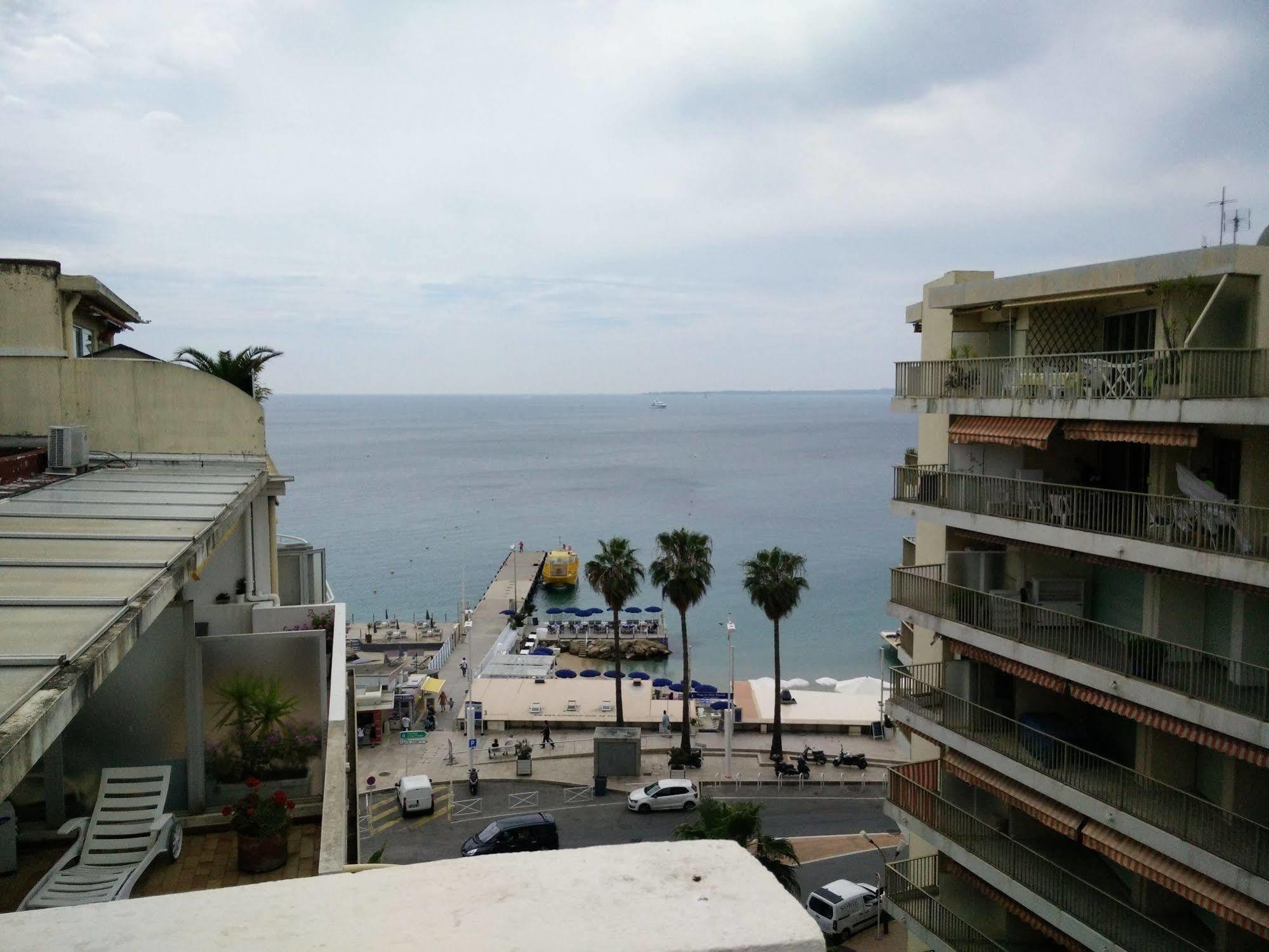Hotel Courbet Juan-les-Pins Kültér fotó