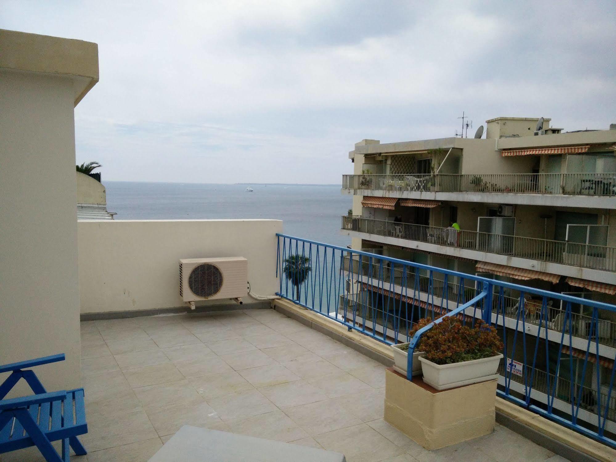 Hotel Courbet Juan-les-Pins Kültér fotó